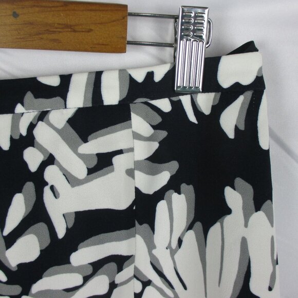 BOSS by Hugo Boss Veala Abstract Floral Pencil Skirt Size 8 $375 - Picture 8 of 8